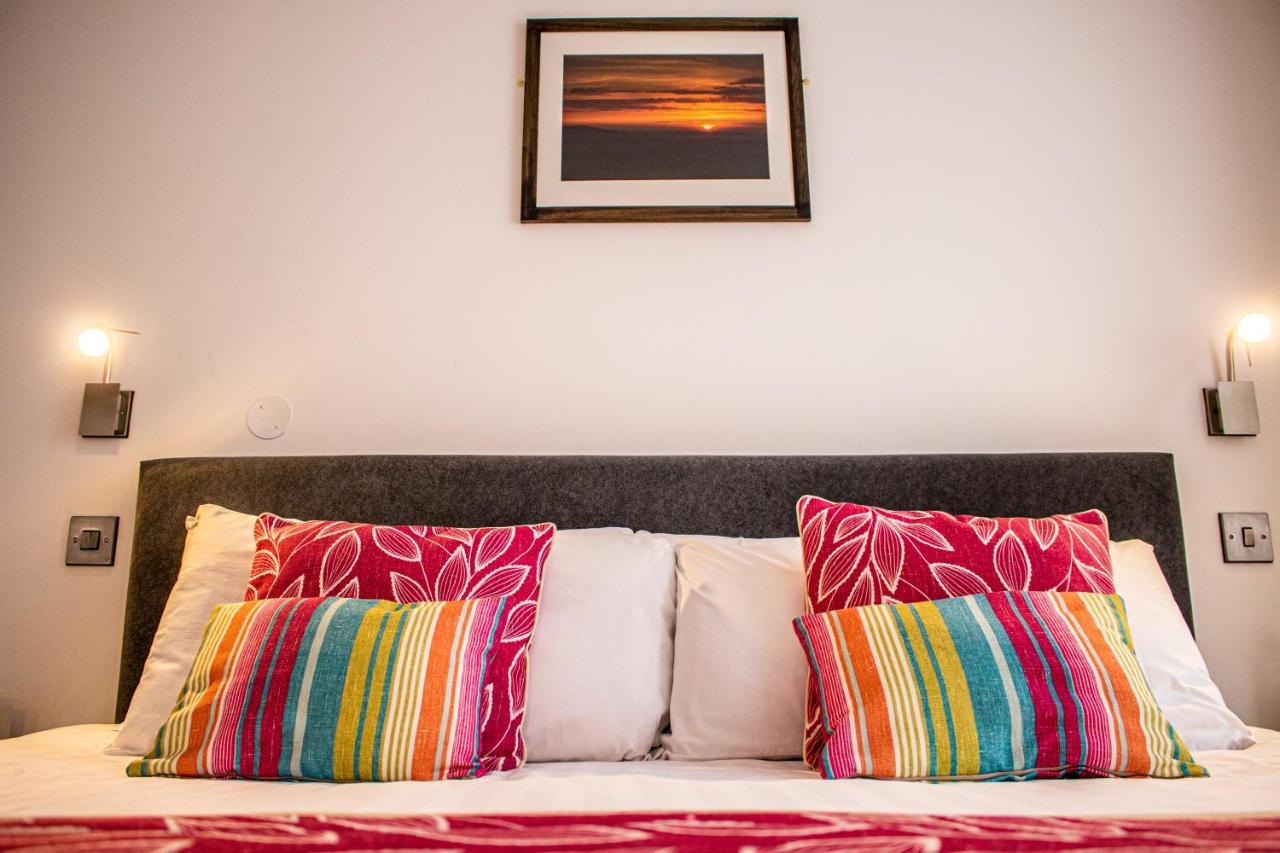 The Rostrevor Inn Bagian luar foto
