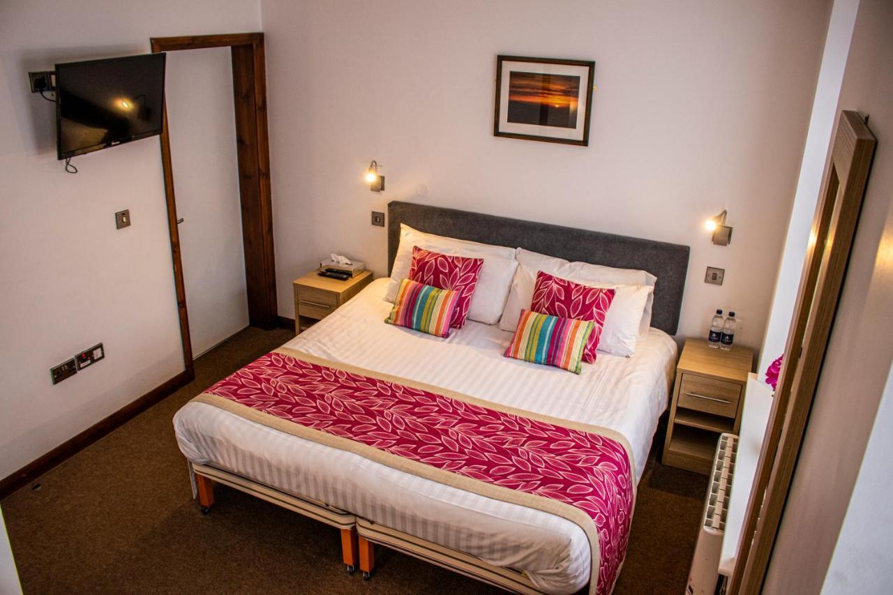 The Rostrevor Inn Bagian luar foto