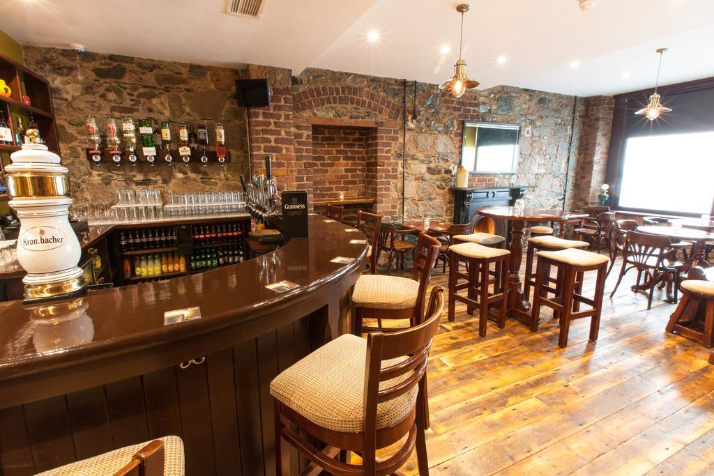 The Rostrevor Inn Bagian luar foto