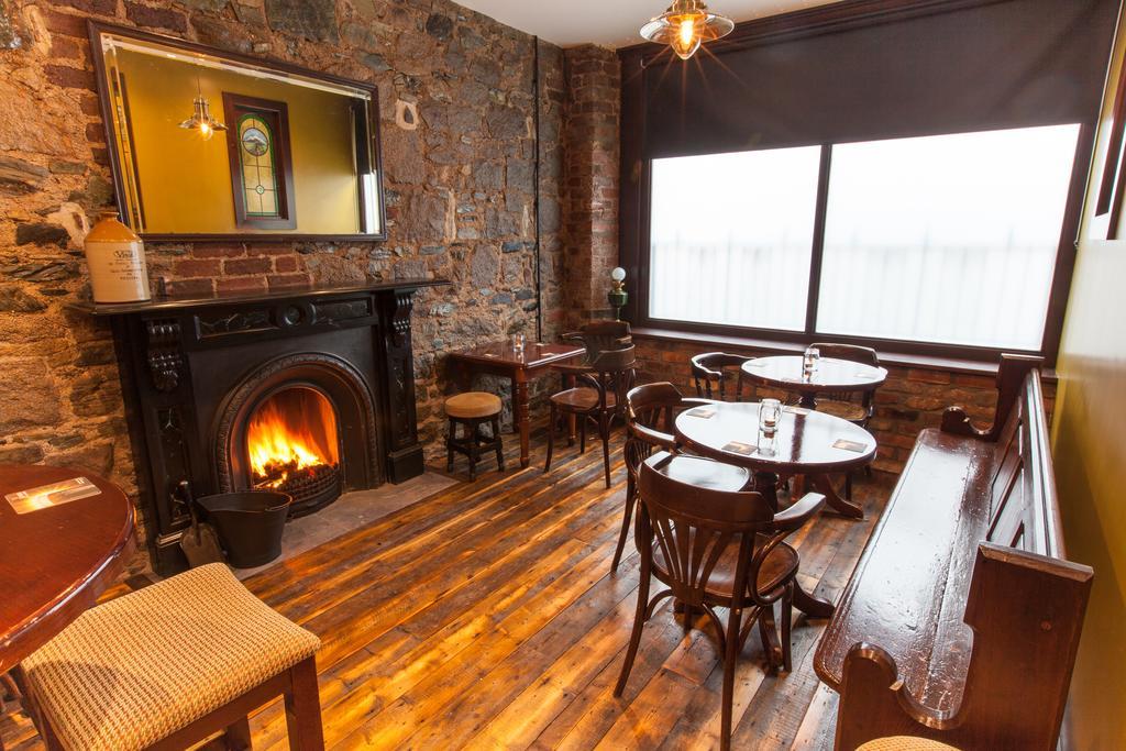 The Rostrevor Inn Bagian luar foto